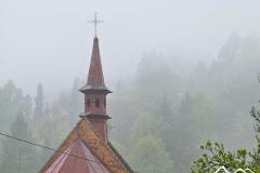 26.Brzeznica-Kacwin-zamglona-lanckorona-scaled