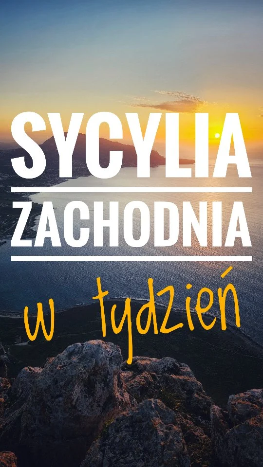 Zachodnia Sycylia obfituje w piękne miejsca i smakowite dania, dlatego polecamy mocno na #foodtravel #winterbreak 🤤 Dwa najbardziej oddalone od siebie miasta z załączonej listy - Palermo i Marsala - dzieli 126 km (1.5h drogi samochodem). Dlatego poniższy plan wycieczki spokojnie da się zrobić w tydzień.
🔹🔸🔹
Na trekking w Zingaro polecamy zarezerwować cały dzień - po drodze jest dużo fajnych plażyczek.
🔸🔹🔸
Erice, Trapani, Marsala, Saline di Mozia są po tej samej stronie wyspy, można je więc zwiedzić razem (1-2 dni), koniecznie kończąc zachodem słońca w Saline.
🔹🔸🔹
 Palermo ożywa tak naprawdę wieczorem, po obskoczeniu zabytków można na przykład zatrzymać się tu na kolację i lody.
🔸🔹🔸
Zaskoczeniem i odkryciem jest dla nas góra Cofano, przy której mieszkaliśmy. Wokół niej i na nią można zrobić trek na przynajmniej pół dnia i obejrzeć imejzing zachód słońca.
🔹🔸🔹
Jeśli brakuje Ci delikatnego piasku i turkusowej wody - koniecznie zawitaj do San Vito Lo Capo. By kolejnego dnia zażyć trochę kultury w parku archeologicznym Segesta.  #sicily #sycylia #włochy #super_italy #visititaly #italydigest #ig_italia #ilikeitaly #pomyslnapodroz #travelinspiration #traveltips #wloskieklimaty #włoskiewakacje #winterbreak #springbreak #wiosna2025 #dzieckowpodróży #travelwithkids #travelwithchildren #podróżezdziećmi #familytravel #wgorachjestwszystkocokocham #polskieblogipodroznicze #travelcouple #podróżniczka #podróżnik #polacywpodrozy #adventurecouple #adventure_culture